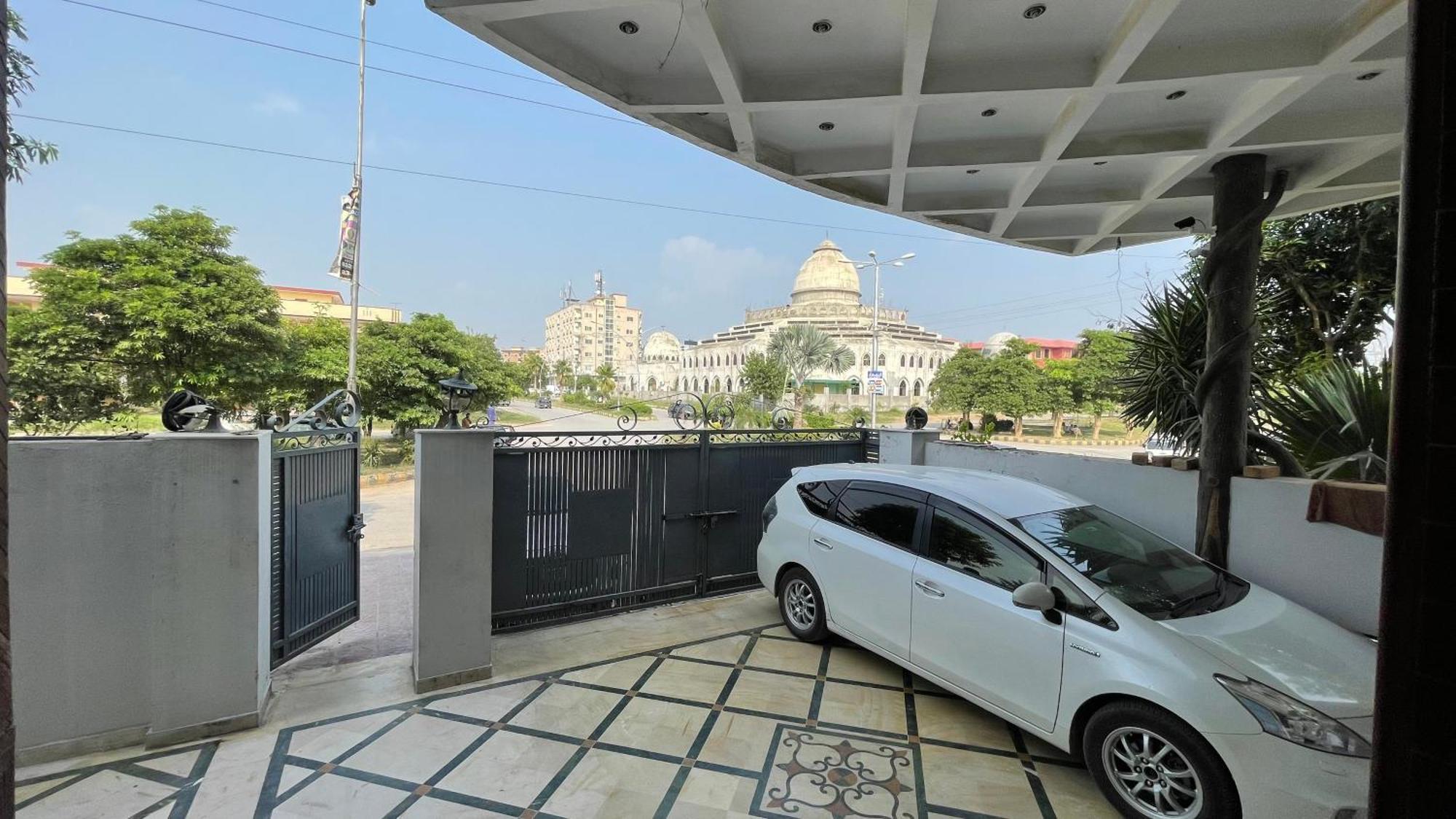 Midways Guest House And Hotels Islamabad Exterior foto